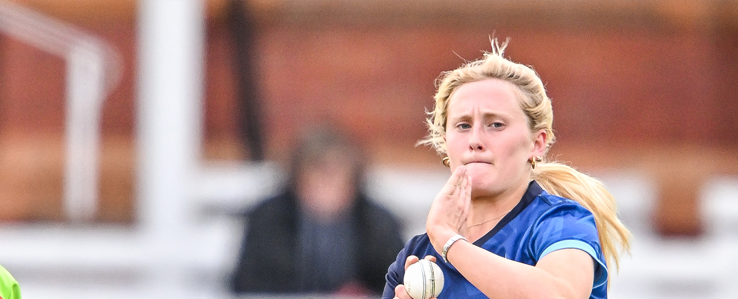 Lizzie Scott - Yorkshire County Cricket Club