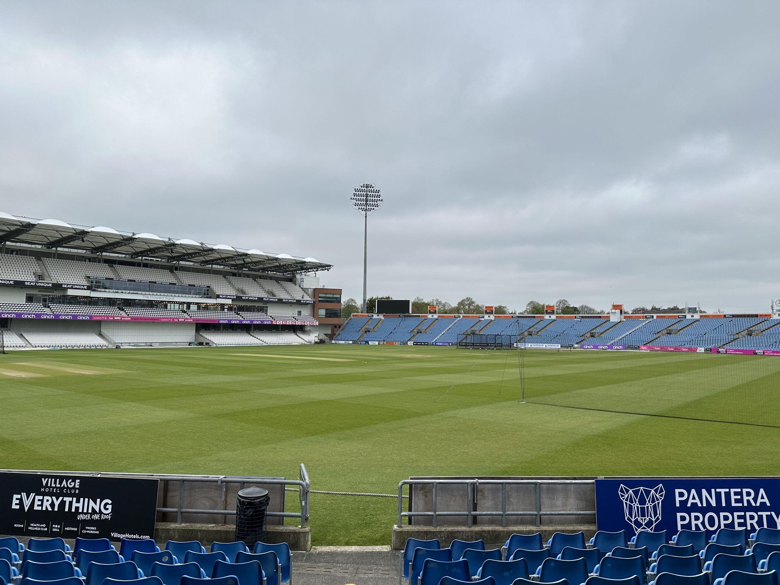 Live Blog Yorkshire v LVCC, Day One Yorkshire County Cricket Club