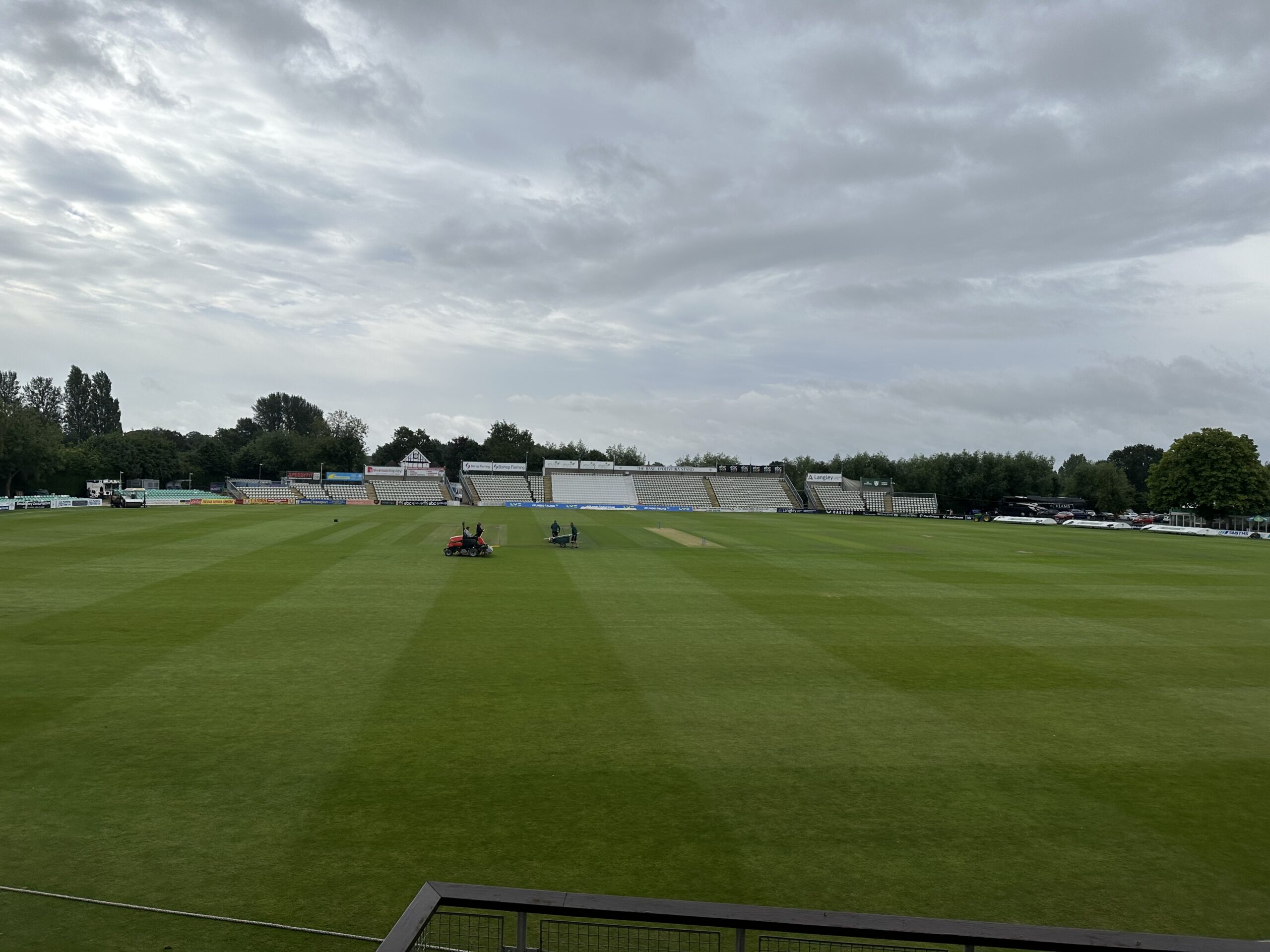Live Blog Worcestershire v Yorkshire, LVCC, Day Two Yorkshire County Cricket Club