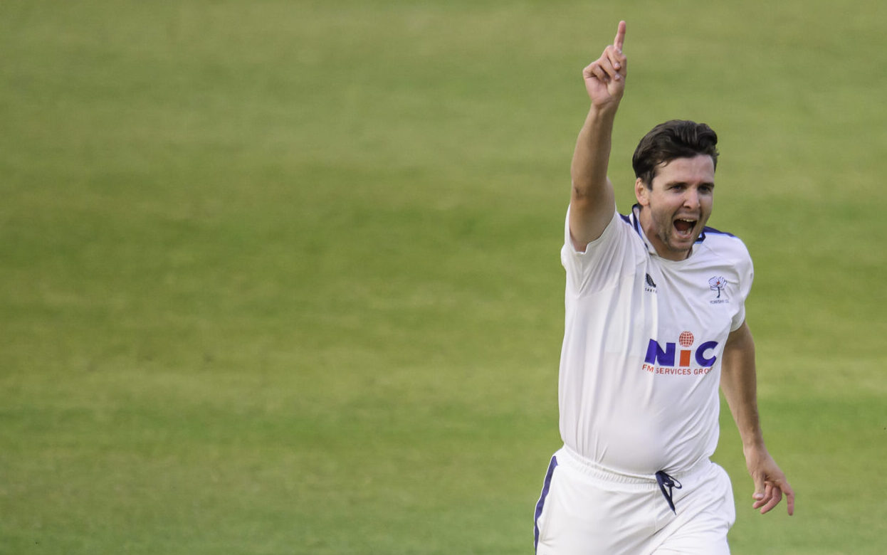 Live: Yorkshire Men v Sussex, Rothesay CC, Day Four