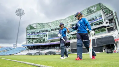 Northern Diamonds v Western Storm - Headingley Stadium, Leeds, England - Northern Diamonds' Sterre Kalis & Lauren Winfield-Hill punch gloves as they come out to bat against Western Storm.