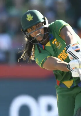 Chloe Tryon batting for South Africa