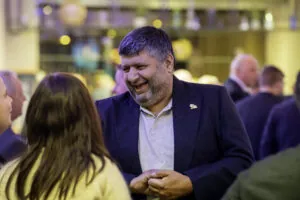 Nasa Hussain